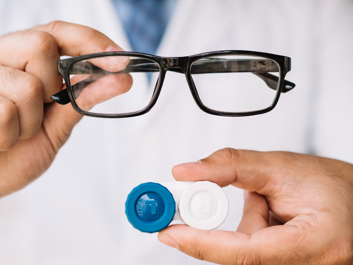 Prescription glasses progressive wearing experience for presbyopia groups
